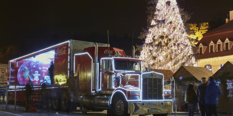 Første gang i seks år: Julelastbilen fra Coca-Cola kommer til København