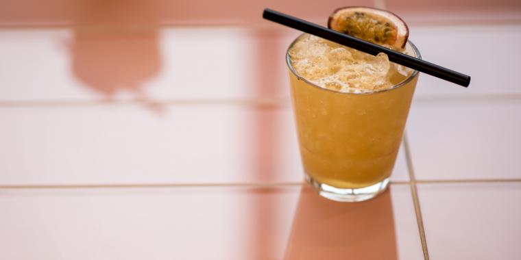 Få gratis cocktails, når Cock’s & Cows åbner baren og holder ‘Freebie Friday’