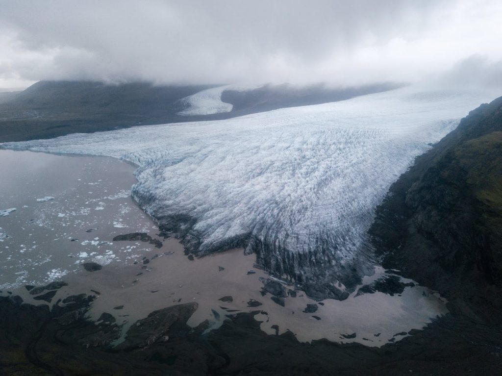 Derfor skal du på gletsjertur på Island