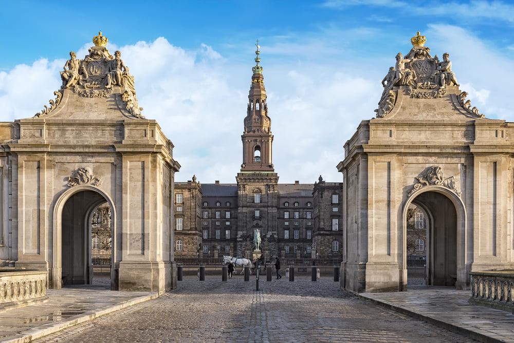 Over 100 år gamle: Originale tegninger af København skal brændes