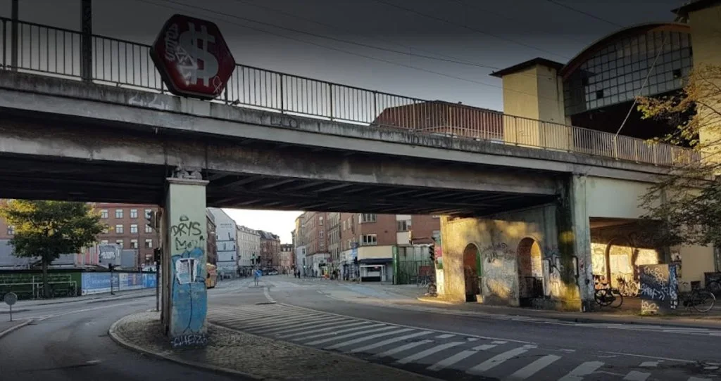 Nørrebro Station er mørk, uhumsk, forsømt og utryg: Nu kræver borgere i området forandring