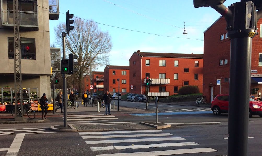 Borgere raser over farligt kryds ved Sundbyvester Plads på Amagerbrogade: ‘Det kommer til at gå galt’