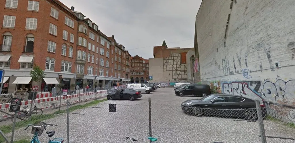 Slut med parkering i Indre By: Nu får Ny Østergade lejligheder med grøn taghave