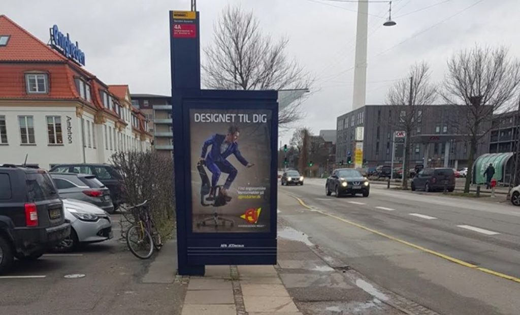 Stoppested ved Nørrebro Bycenter undrer Louise: ‘Det er helt håbløst’